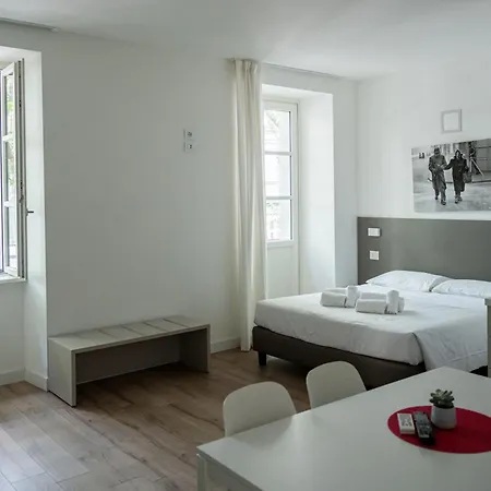 Aparthotel Gallery Terst