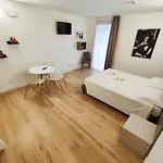 Gallery Aparthotel
