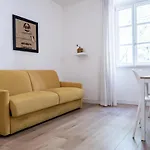 Gallery Apartahotel 4*