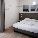 Gallery Aparthotel 4*